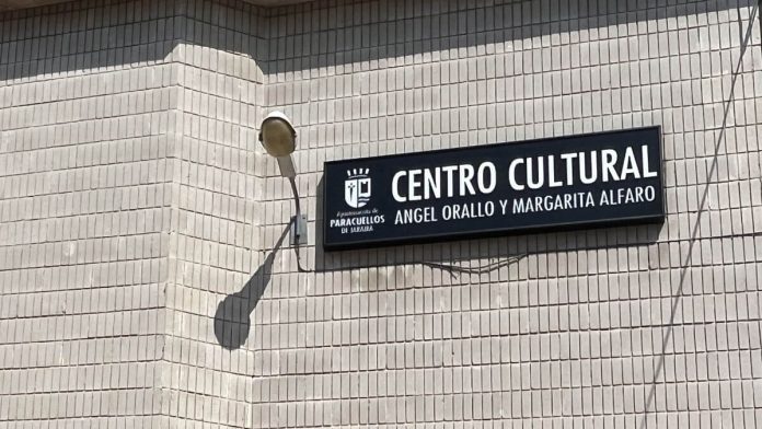 Homenaje a Ángel Orallo y Margarita Alfaro en el Centro Cultural_ Teatro y reconocimiento Paracuellos