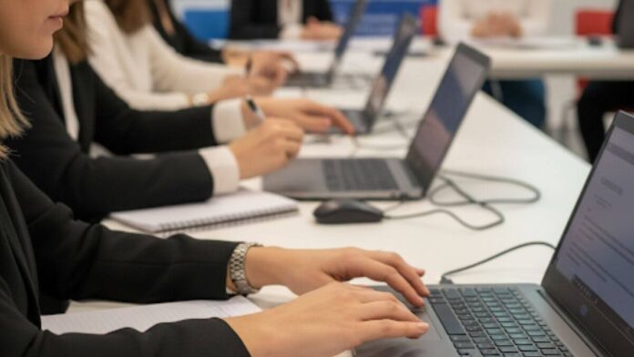 taller gratuito Camino al empleopara mujeres oposiciones paracuellos ayuntamiento