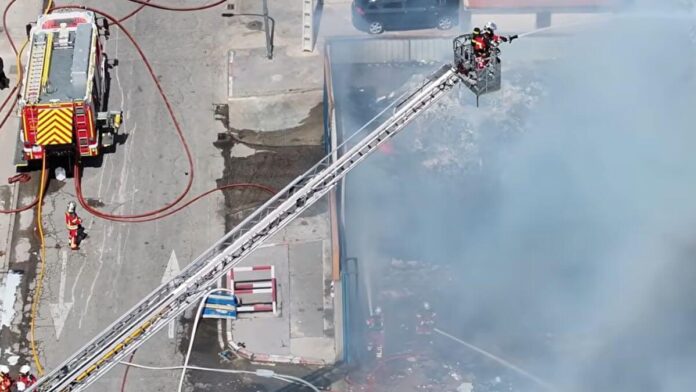 incendio Alcala de Henares abril 26